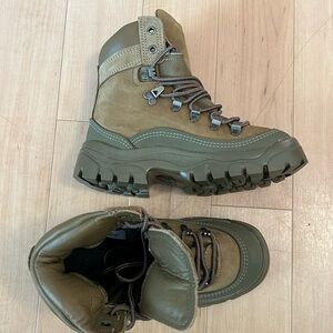New Belleville MCB 950 Mountain Hiker Combat Boot Olive Gore-Tex